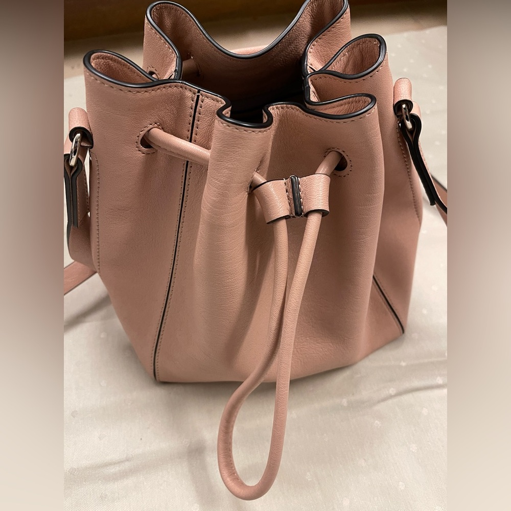 Rag and Bone Aston bucket bag in nude NWOT - Picture 7 of 7